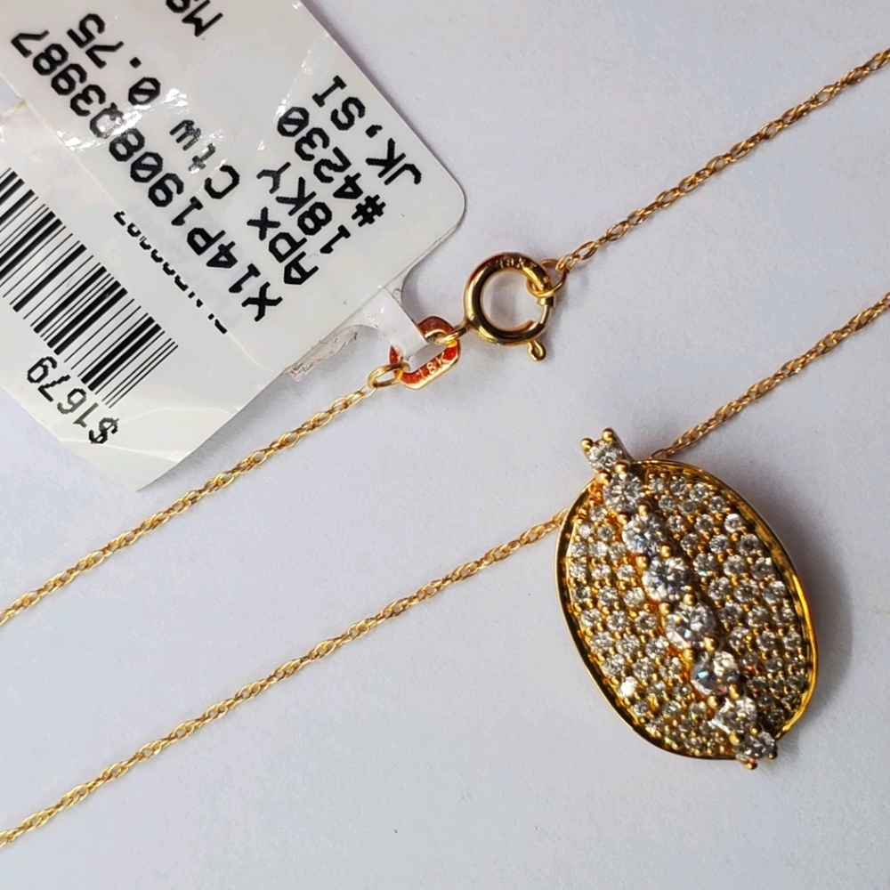 18kt solid Yellow Gold - Natural Diamonds Pendant
